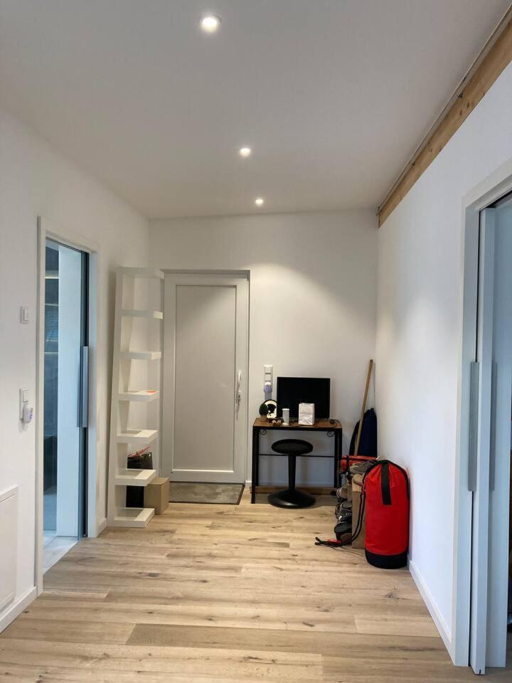 Апартаменти Neues Penthouse-Loft Mit Konuskarte Fuer Gratis Oepnv Ehrenkirchen Екстер'єр фото